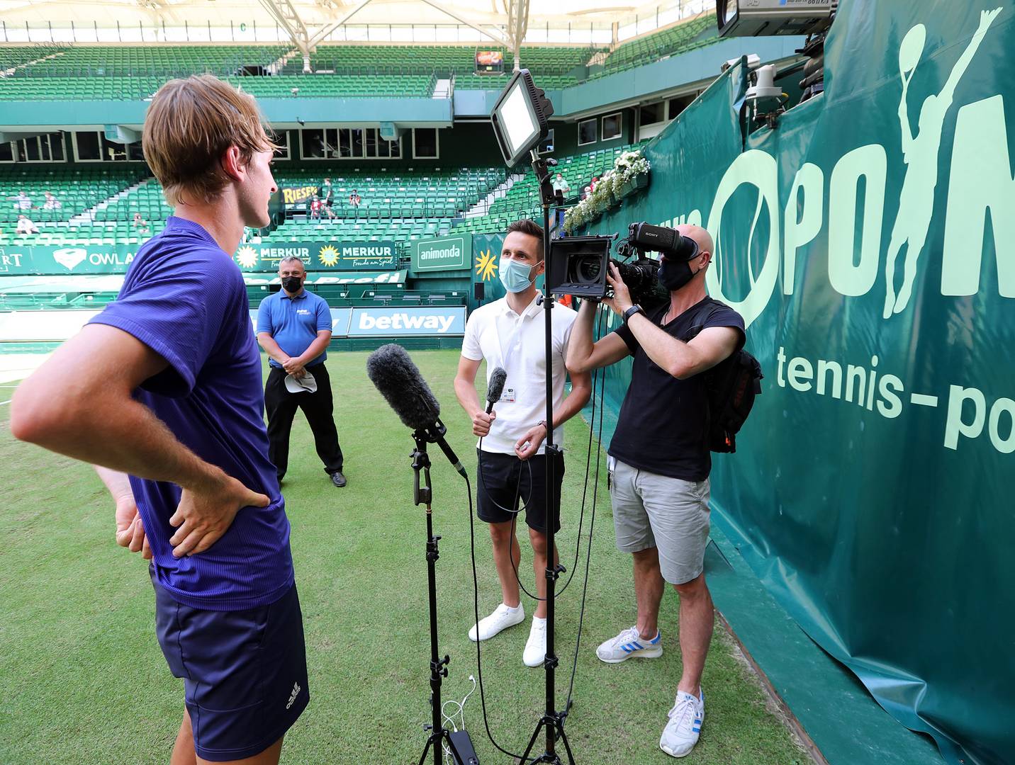 Broadcasting to over 150 Countries of ATP 500-Grass Event at Halle